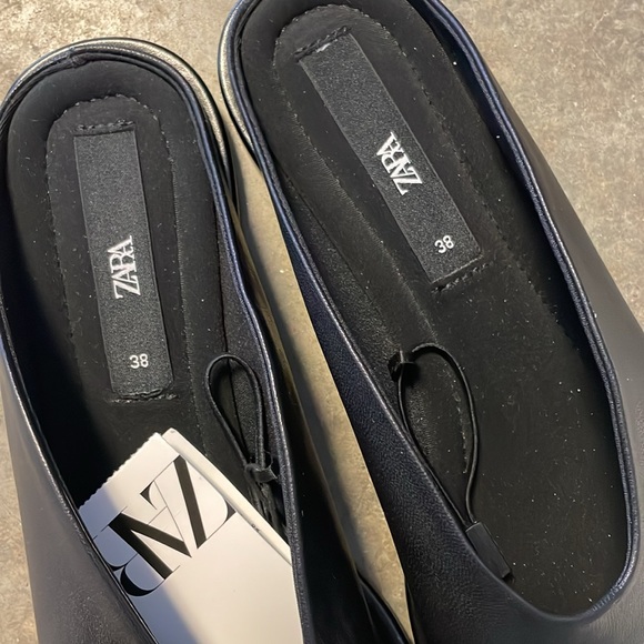 ZARA FLAT LEATHER SLIDES - Picture 2 of 4
